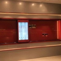 电动互动滑轨屏 展馆展厅智能电控随人移动 滑轨电视显示屏系统